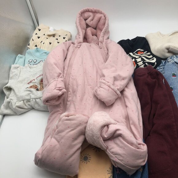 Baby Girls 12-18M Fall Winter Clothing BUNDLE Pants Bunting Sweatshirt Mixed - Picture 2 of 11